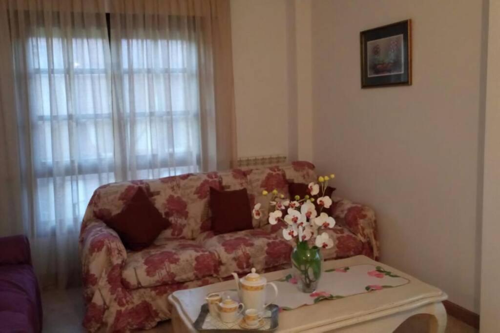 Chalet Cerca De Noja Con Acceso A Spa Beranga Bagian luar foto